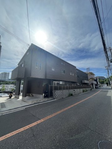 サンウィング妙法寺の外観