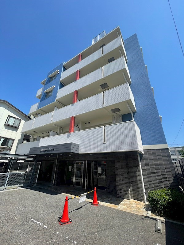 アルファレガロ上沢の外観