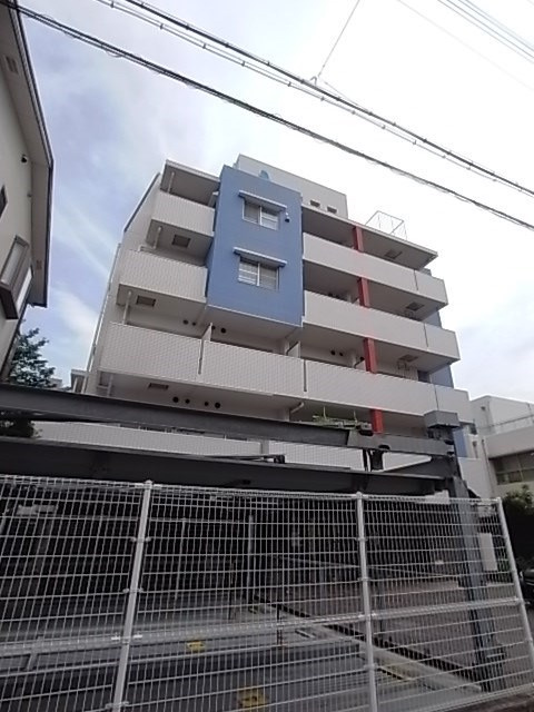 アルファレガロ上沢の外観