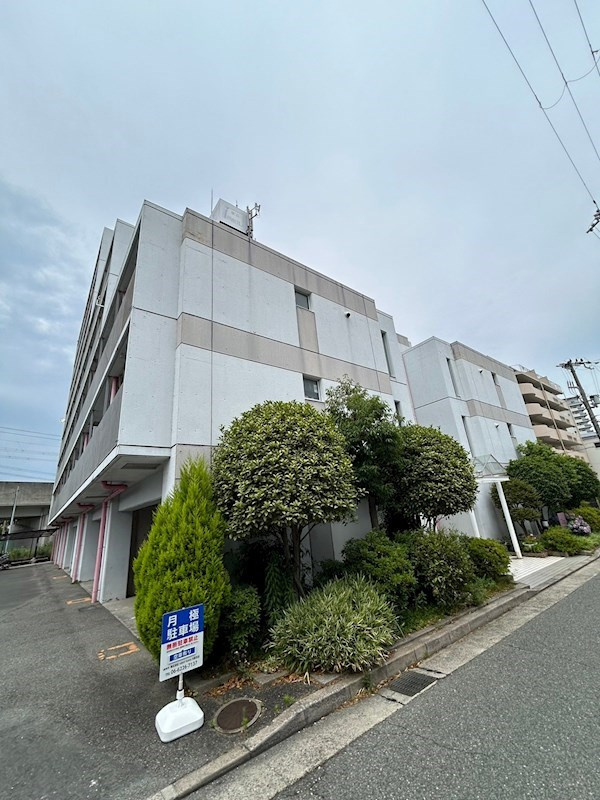 キューブ塚口（東塚口町1丁目）の外観|外観も気になるポイント