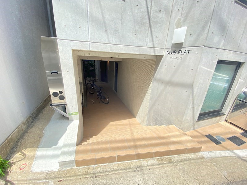 CLUB　FLAT　shimoumaのエントランス