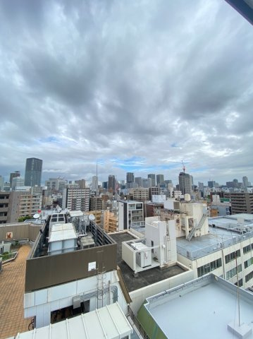 クロスレジデンス阿波座の展望