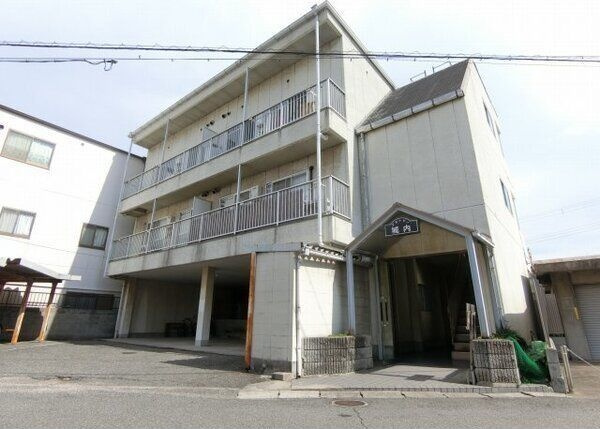 グランアルトピノ尼崎の外観