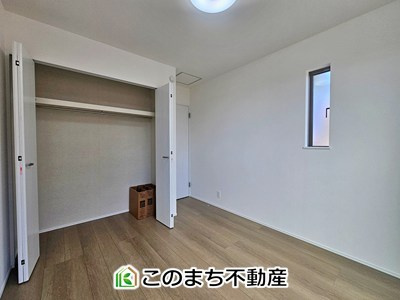 ハートフルタウン宇都宮市清原台4丁目941番の洋室|大切なプライベート空間は、趣味に合わせて使って頂けるようシンプルに仕上げてあります。
