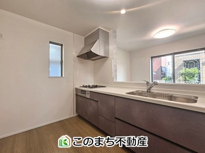 ハートフルタウン宇都宮市清原台4丁目941番のキッチン|人気の対面式キッチン☆料理をしながらご家族とコミュニケーションが取れます♪