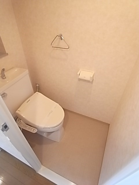 アルコ北園田のトイレ|シンプルで使いやすいトイレです