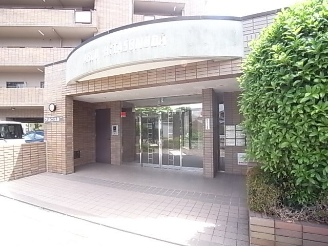 アルコ北園田のエントランス|建物の内部です