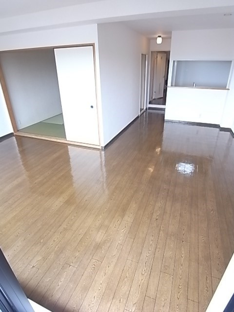 アルコ北園田の居間・リビング|ゆったりとした居間です