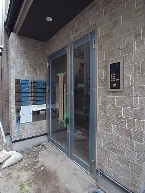 ワコーレヴィータ新神戸の外観
