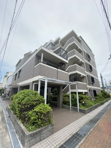 エクラシア鷹取駅前