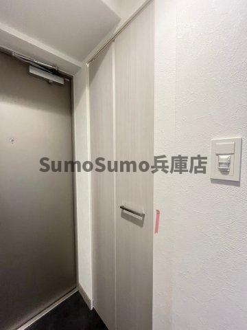 プレサンス神戸セレスティアの玄関|きれいな玄関です