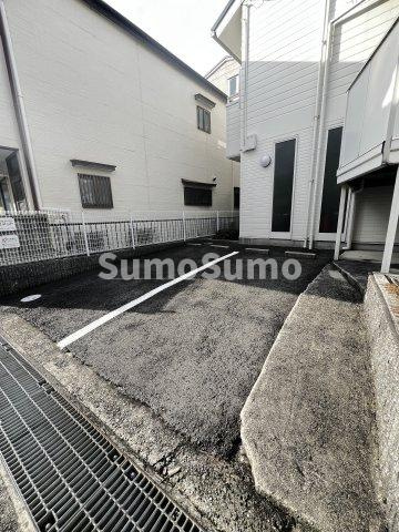 アクシス北青木の駐車場|駐車場に車を止められます