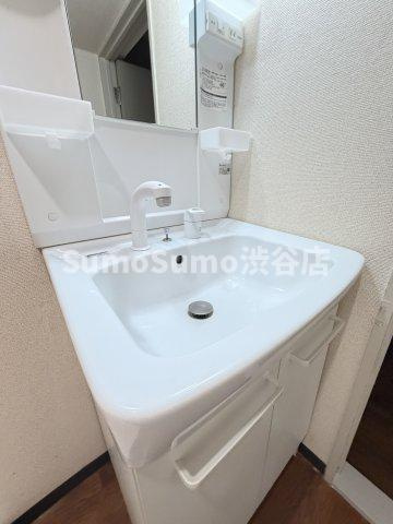 コートウィスタリアの洗面所|忙しい朝には欠かせない洗面所です