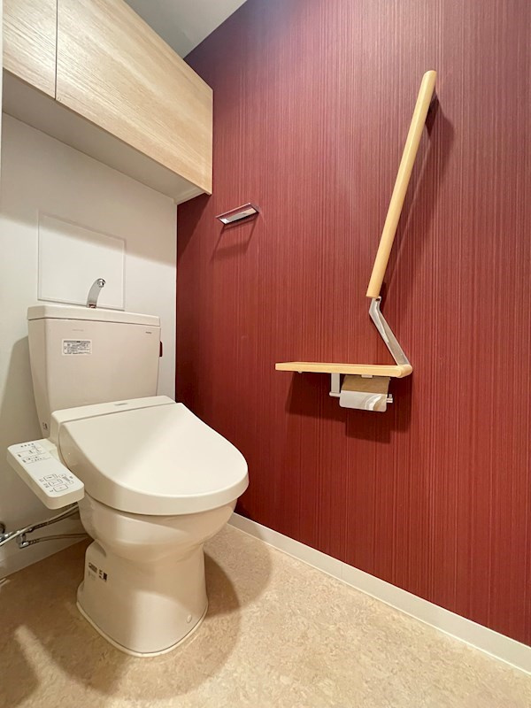 ソフィット岬のトイレ|ゆったりとした空間のトイレです