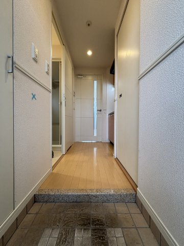 F・PARC西新の玄関