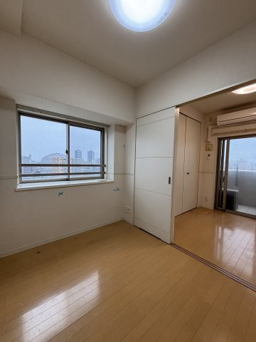 F・PARC西新の居間・リビング