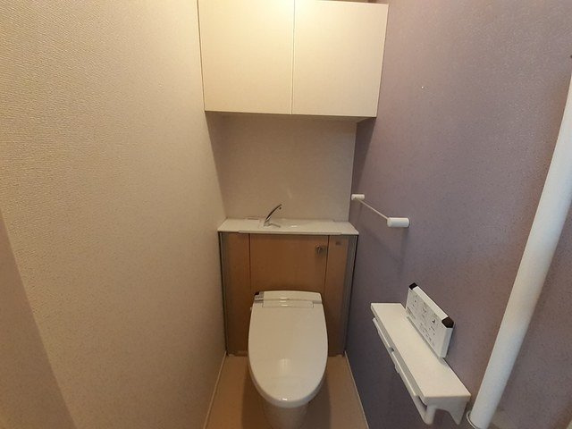 エレガントコーエイ　Ⅱのトイレ|コンパクトで使いやすいトイレです