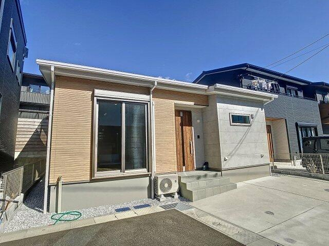 貸家（神田）Ｓ邸の外観|2024.2撮影※現況を優先致しま… 