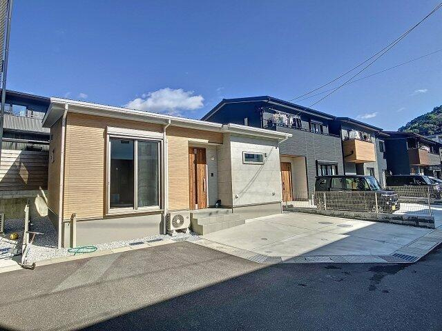 貸家（神田）Ｓ邸の駐車場|2024年2月撮影※現況を優先致… 
