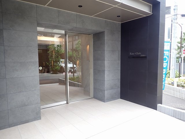 Eau･Clair道灌山のエントランス