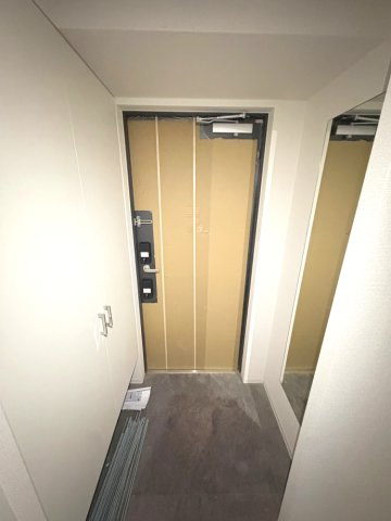 【玄関】プレリスＮＥＯ大阪十三エルヴィオン 