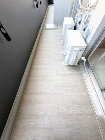 【バルコニー】プレリスＮＥＯ大阪十三エルヴィオン 