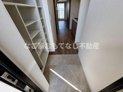 【玄関】 | ルネフラッツ庄内通駅前