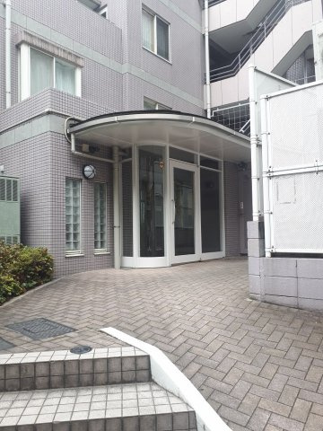 リックスαのエントランス