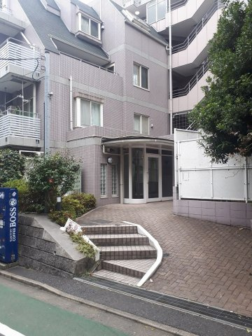 リックスαのエントランス