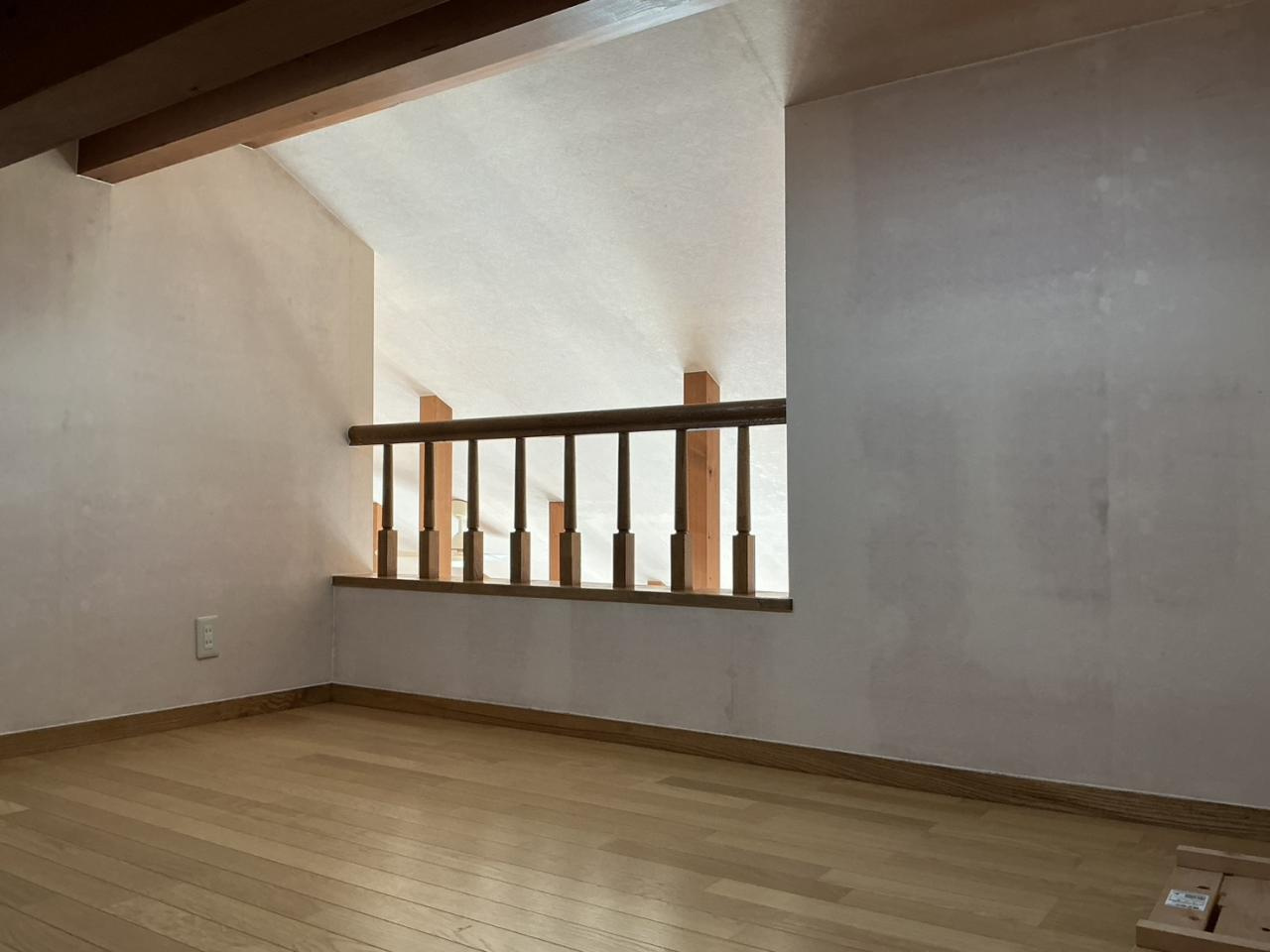 「ゆとりの5SLDK」高知市春野町南ヶ丘7丁目　中古戸建のその他|秘密基地のようなワクワク感のあるロフトスペース。収納にはもちろん、趣味の部屋としてもマルチに大活躍。