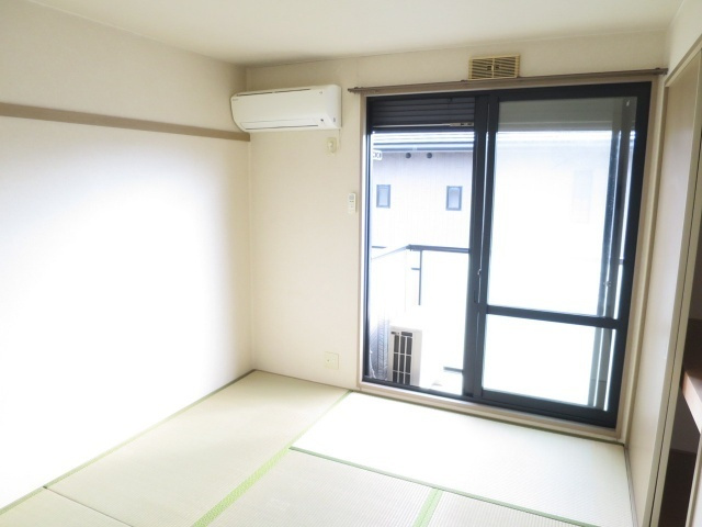 エクレール　C棟の和室