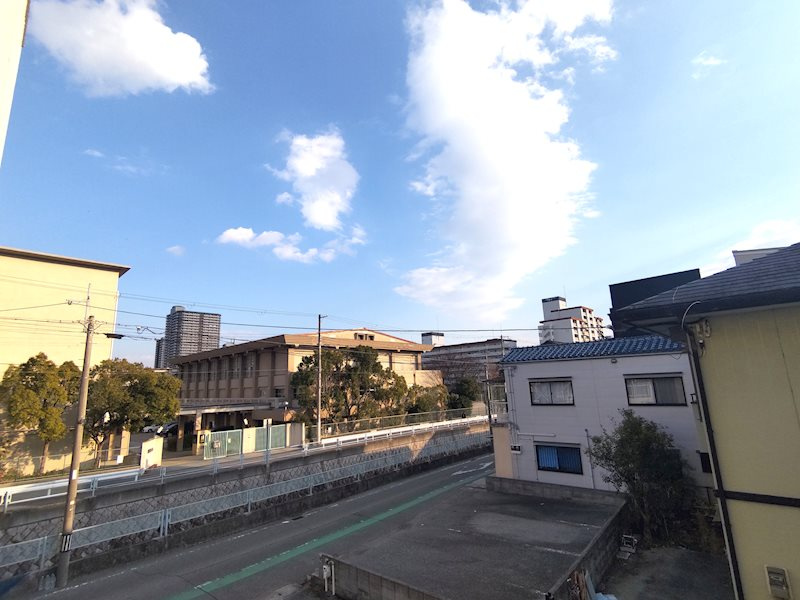 西宮市青木町のマンションの展望|バルコニーからの眺望です