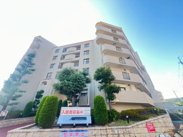 KDXレジデンス夙川ヒルズ　1番館の外観