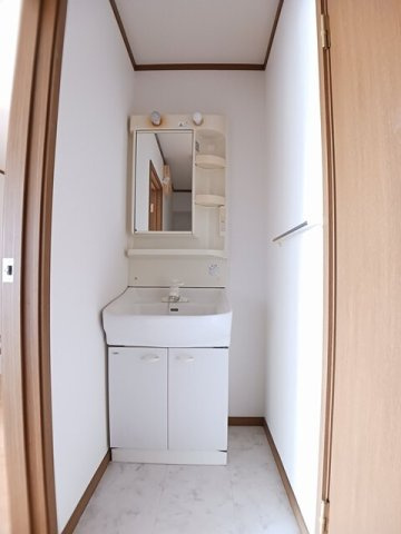 メゾンセレッソ　Ⅱの洗面所|使いやすい洗面所です