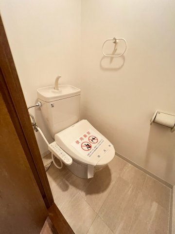 KDXレジデンス夙川ヒルズ　1番館のトイレ