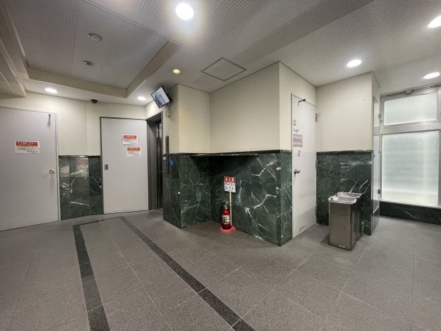 アーデン新大阪のロビー|アーデン新大阪　ロビー
