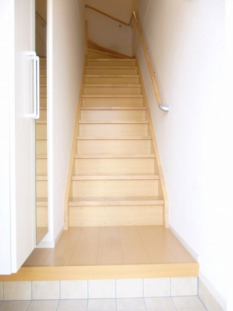 ラピス有松の玄関