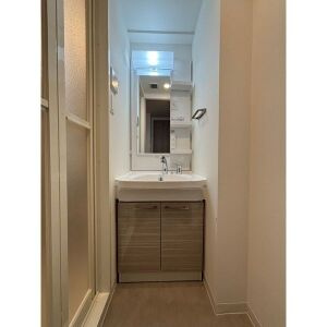 CREST TAPP志賀本通の洗面所