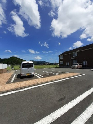 【駐車場】 | ポライトリー　ガーデンＤ棟