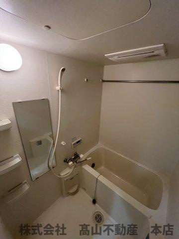 宗像市徳重２丁目のアパートの浴室