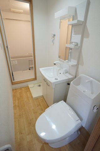ヒュッゲⅠのトイレ|同じ間取りの別のお部屋です