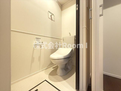【トイレ】 | 【ペット共生】メゾン・ド・ヒロ・旭化成ヘーベルメゾンHEBEL HAUS | 落ち着いたトイレです