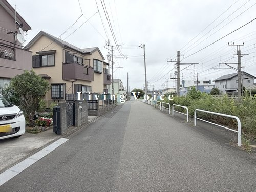 【前面道路含む現地写真】 | 相模原市中央区東淵野辺1丁目　中古一戸建て | 相模原市中央区東淵野辺1丁目　中古一戸建て