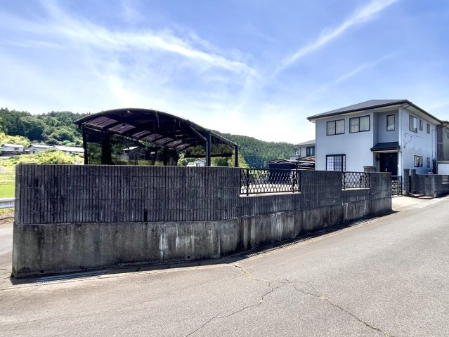 【中古戸建】富岡市妙義町北山の外観|■外観｜特徴のある個性的な住まいと美しい街並み、そして住みやすい環境を、ぜひ現地でご覧になりませんか。お気軽にお問合せください(^^)  