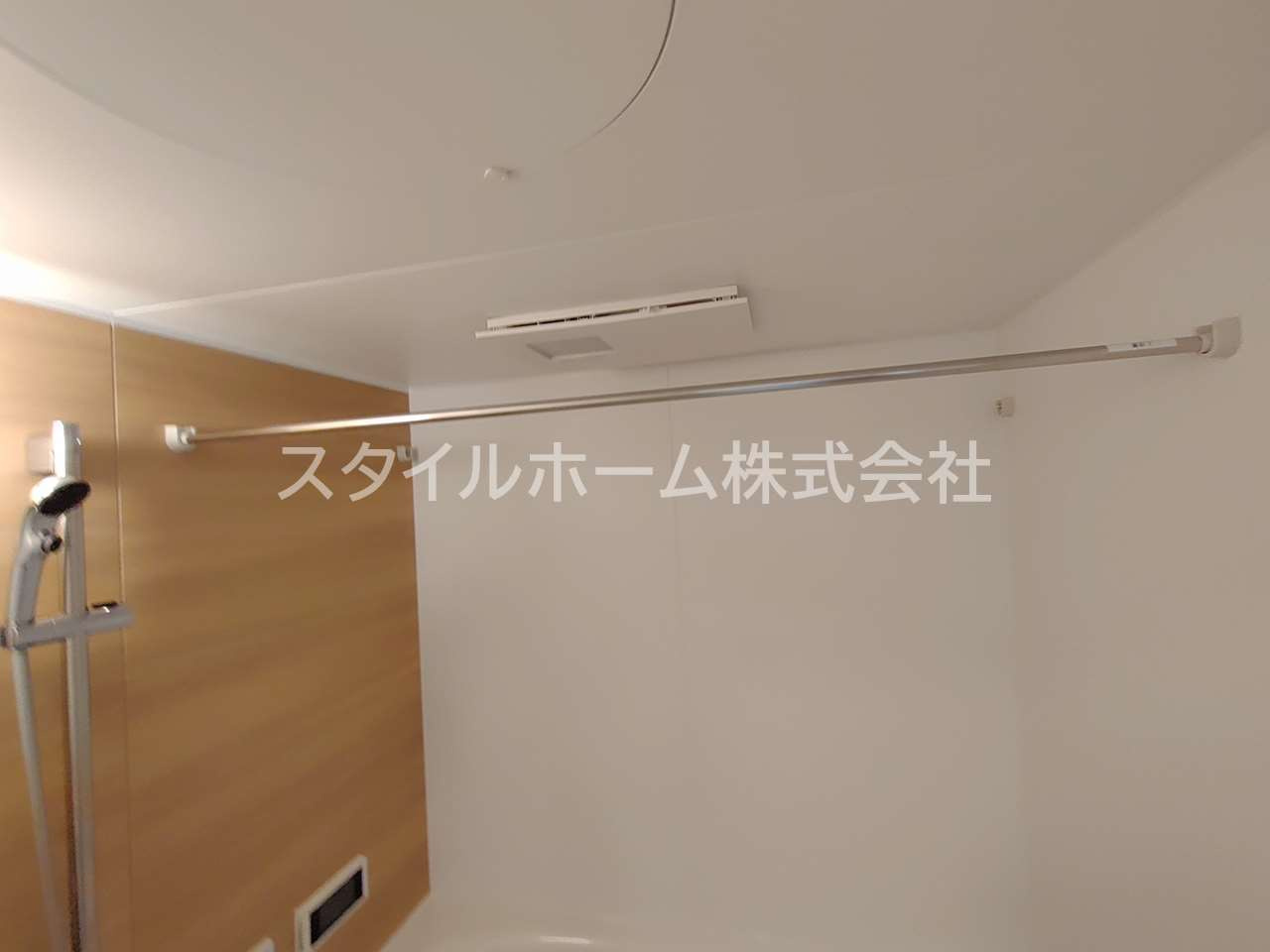 ヴィルヌーブ野路の収納|同建物内別部屋の写真です。