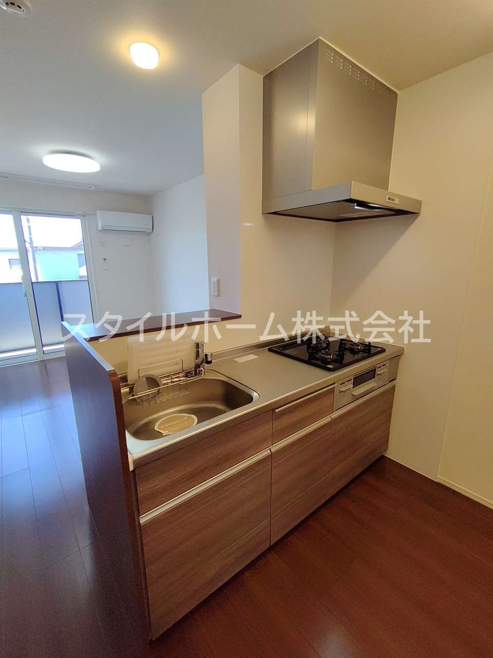ヴィルヌーブ野路のキッチン|同建物内別部屋の写真です。