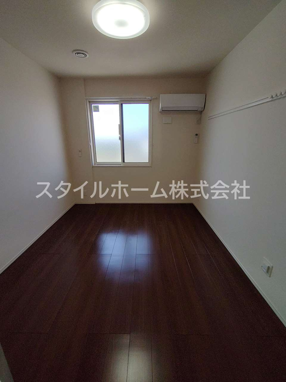 ヴィルヌーブ野路の内装|同建物内別部屋の写真です。