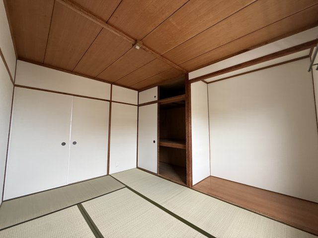 渦ヶ森コーポ18号館の和室