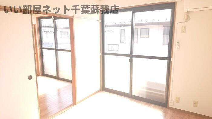 ビレッジ・JunAB　Bの洋室|コンパクトで使いやすい洋室です