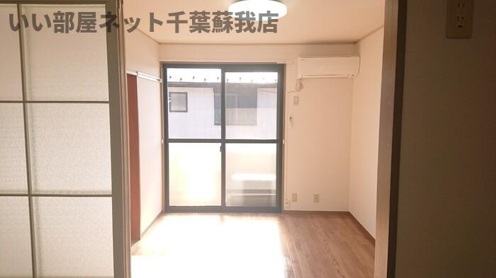 ビレッジ・JunAB　Bの居間・リビング|使いやすい居間です